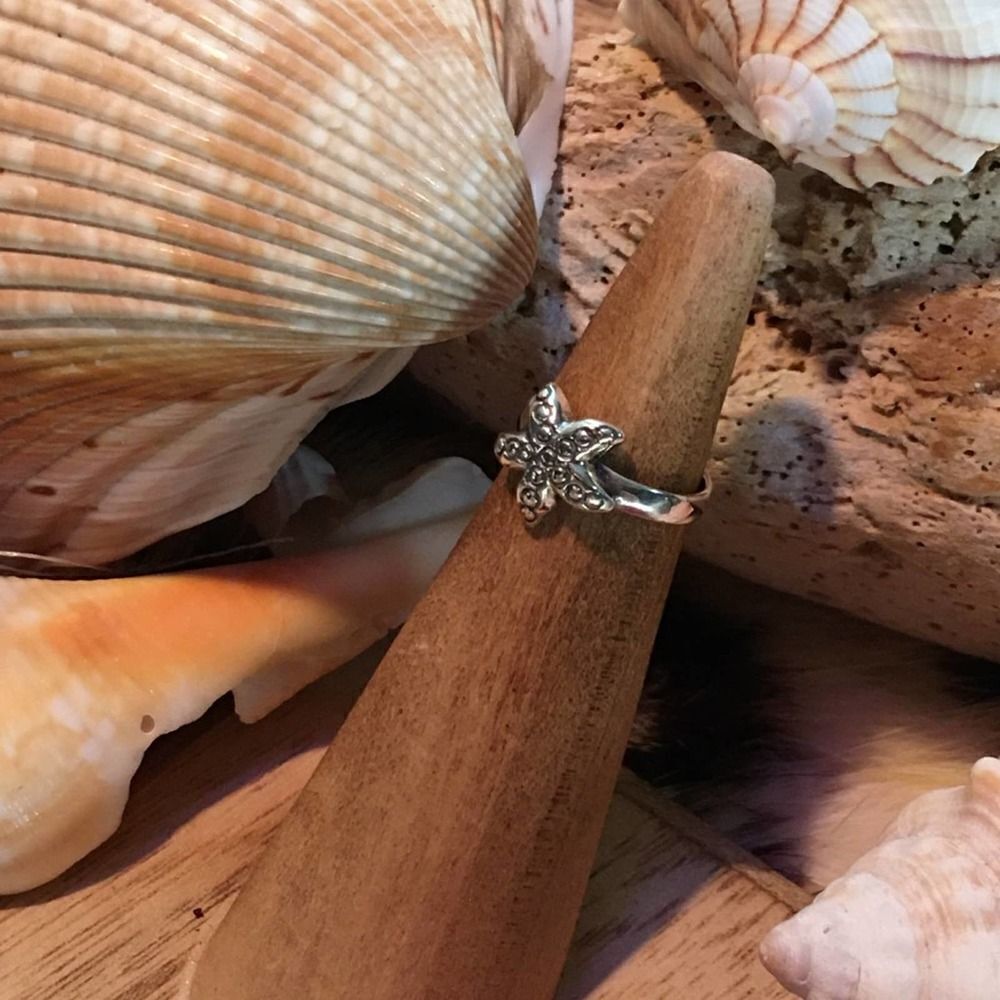 Starfish Sterling Silver Toe Ring Midi Ring - Picture 4 of 6